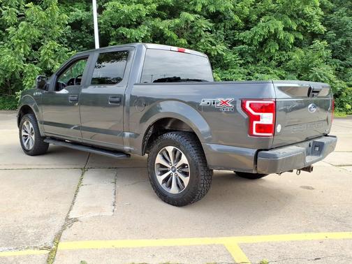 Magnetic Metallic 2019 Ford F-150 XL 4WD SuperCrew 5.5' Box