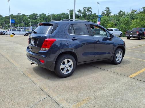 Storm Blue Metallic 2019 Chevrolet Trax AWD 4dr LT