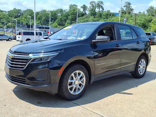 Mosaic Black Metallic 2023 Chevrolet Equinox AWD 4dr LS w/1LS