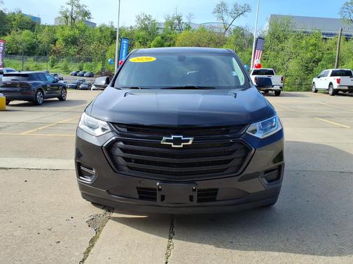 Mosaic Black Metallic 2020 Chevrolet Traverse AWD 4dr LS w/1LS