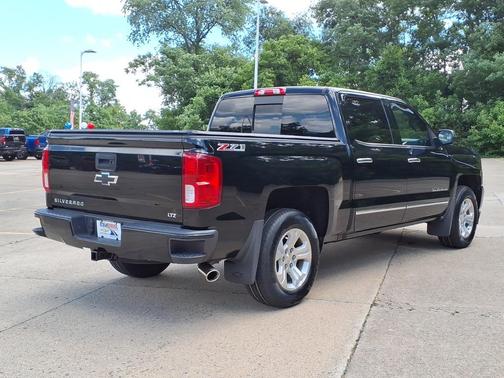 Black 2017 Chevrolet Silverado 1500 4WD Crew Cab 143.5" LTZ w/2LZ