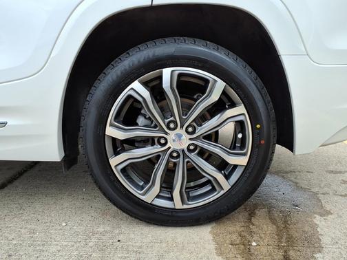 White Frost Tricoat 2020 GMC Terrain AWD 4dr Denali