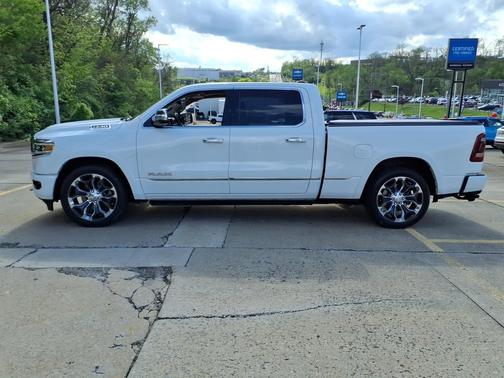 Bright White Clearcoat 2021 RAM 1500 Limited 4x4 Crew Cab 6'4" Box