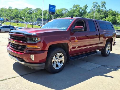Siren Red Tintcoat 2017 Chevrolet Silverado 1500 4WD Double Cab 143.5" LT w/2LT