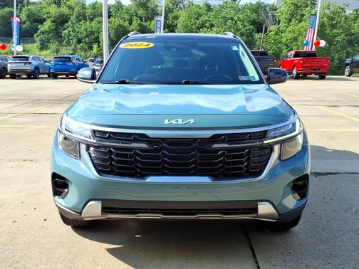 Dark Ocean Blue/White Roof 2024 Kia Seltos S IVT AWD