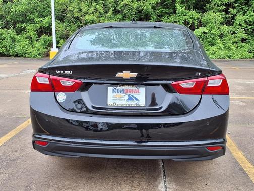Mosaic Black Metallic 2024 Chevrolet Malibu 4dr Sdn 1LT