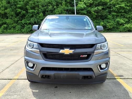 Graphite Metallic 2018 Chevrolet Colorado 4WD Crew Cab 128.3" Z71