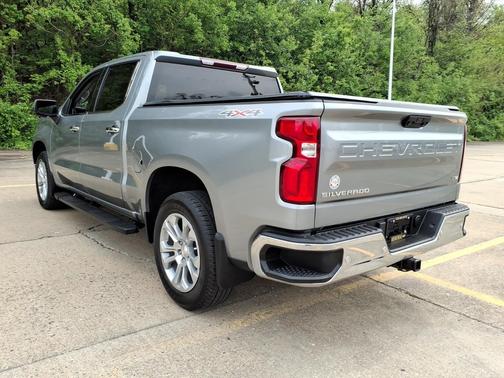 Sterling Gray Metallic 2023 Chevrolet Silverado 1500 4WD Crew Cab 147" LTZ