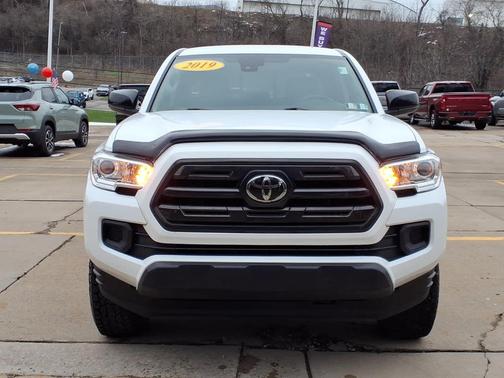 Super White 2019 Toyota Tacoma SR Double Cab 5' Bed V6 AT (Natl)