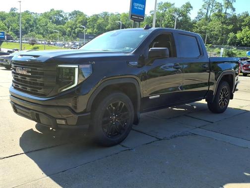 Onyx Black 2023 GMC Sierra 1500 4WD Crew Cab 147" Elevation w/3SB