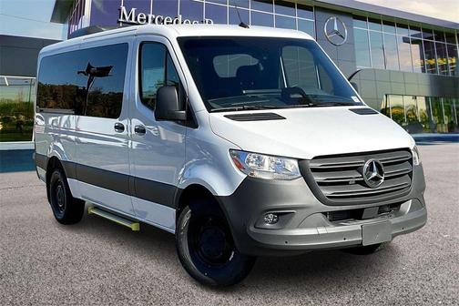 2026 Mercedes-Benz Sprinter 2500 Passenger 144 WB