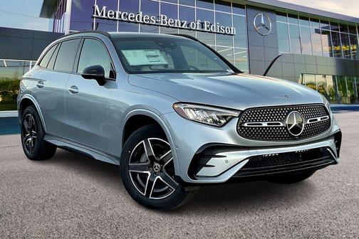 Silver Metallic 2026 Mercedes-Benz GLC 300 4MATIC