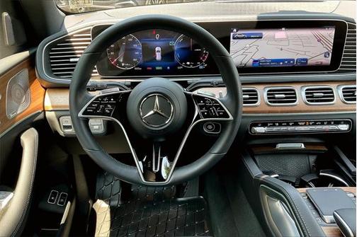2025 Mercedes-Benz GLE 450e 4MATIC