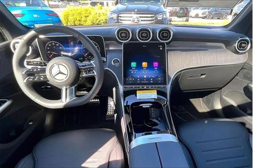 2025 Mercedes-Benz GLC 300 4MATIC