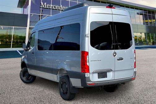 2025 Mercedes-Benz Sprinter 2500 Passenger 144 WB