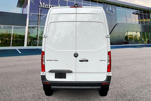 2026 Mercedes-Benz Sprinter 2500 Cargo 144 WB