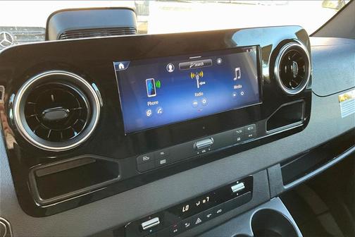 2026 Mercedes-Benz Sprinter 2500 Standard Roof