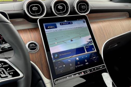 2025 Mercedes-Benz GLC 350e Base