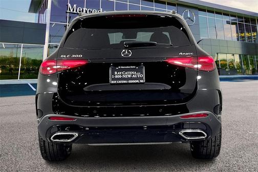 2026 Mercedes-Benz GLC 300 4MATIC