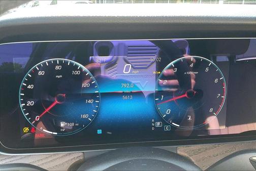 Nat Bl/Mchto Bg 2023 Mercedes-Benz E-Class 4MATIC