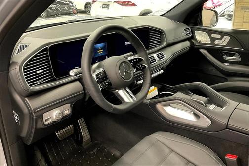 2025 Mercedes-Benz GLS 450 4MATIC