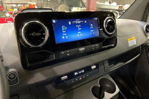 2025 Mercedes-Benz Sprinter 2500 High Roof