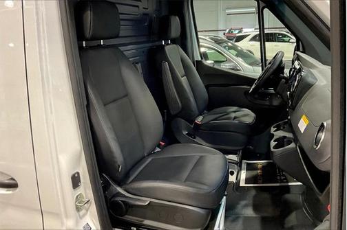 2025 Mercedes-Benz Sprinter 2500 High Roof