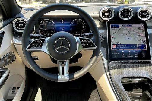 2025 Mercedes-Benz GLC 350e Base