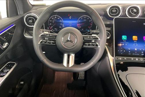 2026 Mercedes-Benz GLC 300 4MATIC
