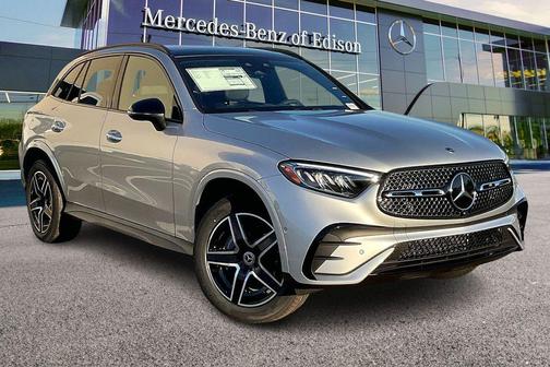 Silver Metallic 2026 Mercedes-Benz GLC 300 4MATIC