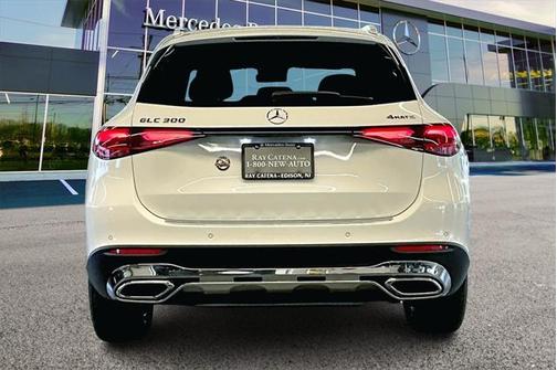 2025 Mercedes-Benz GLC 300 4MATIC