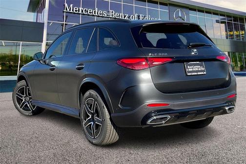 2026 Mercedes-Benz GLC 300 4MATIC