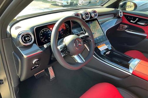 2026 Mercedes-Benz GLC 300 4MATIC