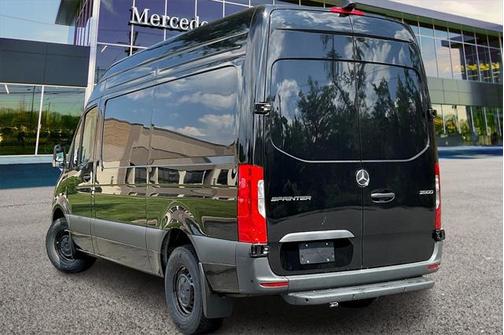 2025 Mercedes-Benz Sprinter 2500 Standard Roof