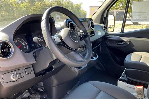 2026 Mercedes-Benz Sprinter 2500 High Roof