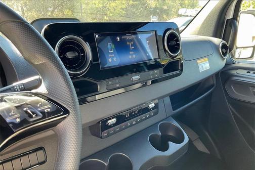 2026 Mercedes-Benz Sprinter 2500 High Roof