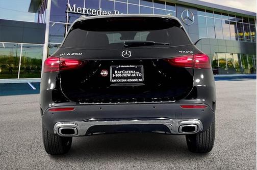 2025 Mercedes-Benz GLA 250 4MATIC