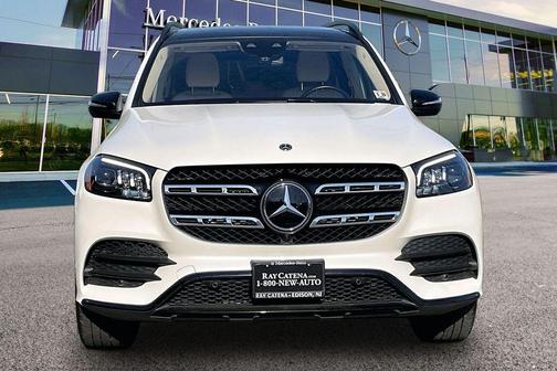 MANUFAKTUR Diamond White Metallic 2023 Mercedes-Benz GLS 450 4MATIC