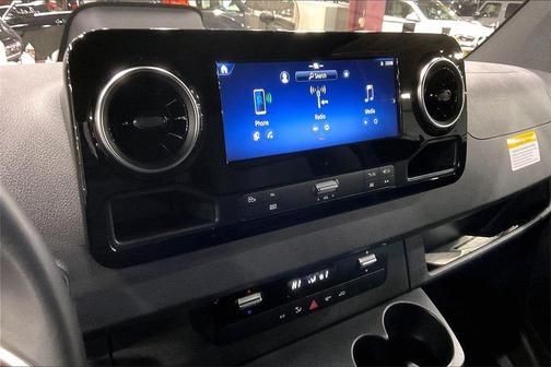 2025 Mercedes-Benz Sprinter 2500 Standard Roof