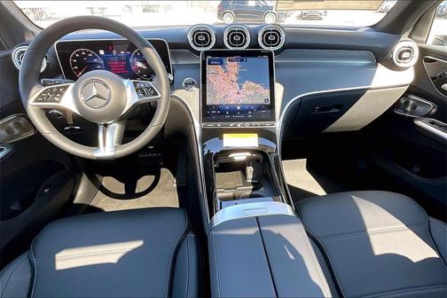 2026 Mercedes-Benz GLC 300 4MATIC