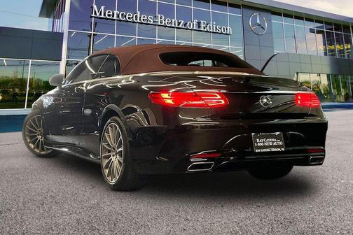Magnetite Black Metallic 2017 Mercedes-Benz S-Class S 550