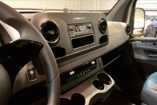 2025 Mercedes-Benz Sprinter 2500 High Roof