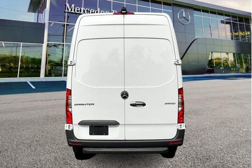 2025 Mercedes-Benz Sprinter 2500 High Roof