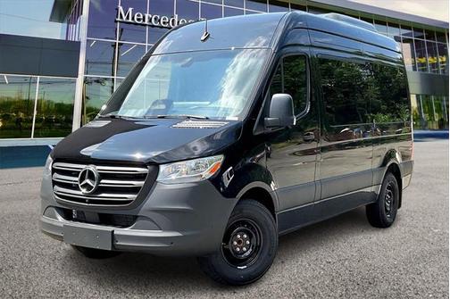 2025 Mercedes-Benz Sprinter 2500 Standard Roof