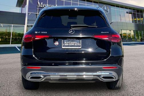 Black 2024 Mercedes-Benz GLC 300 4MATIC