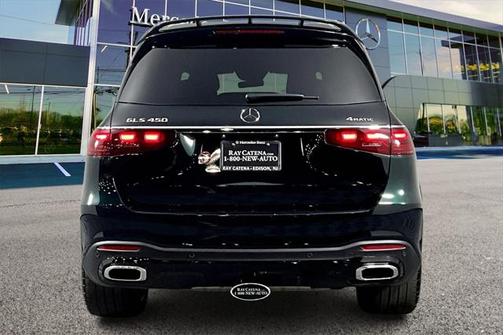 2025 Mercedes-Benz GLS 450 4MATIC