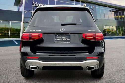 2025 Mercedes-Benz GLB 250 4MATIC