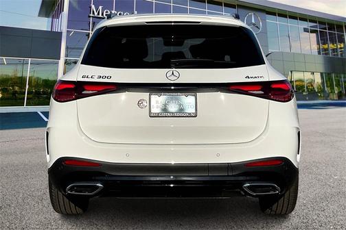 2026 Mercedes-Benz GLC 300 4MATIC