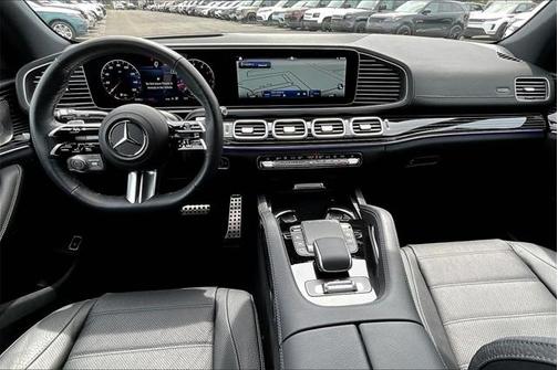 2025 Mercedes-Benz GLS 450 4MATIC