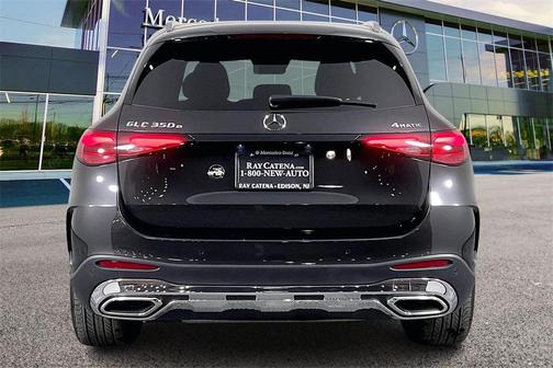 2025 Mercedes-Benz GLC 350e Base